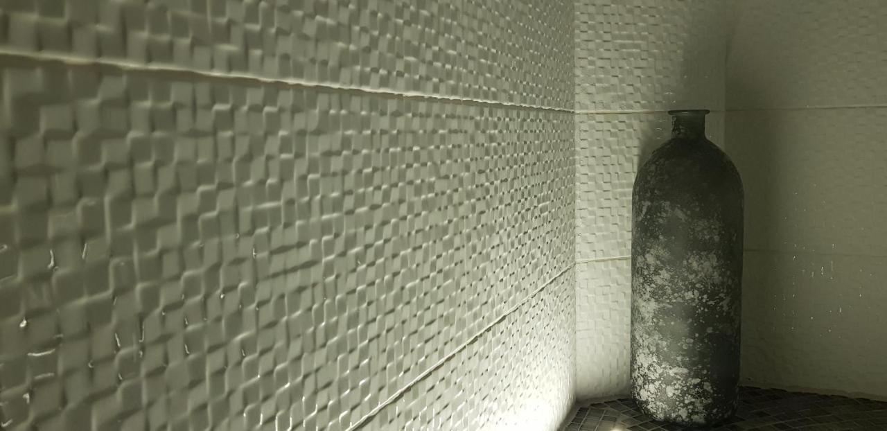 Apartment Plaza ----Wallbox 11Kw 16A ----- Private Spa- Jacuzzi, Infrared Sauna, Luxury Massage Chair, Parking, Entry With Pin 0 - 24H, Free Cancellation 24 Hours Before Check In Σλαβόνσκι Μπροντ Εξωτερικό φωτογραφία